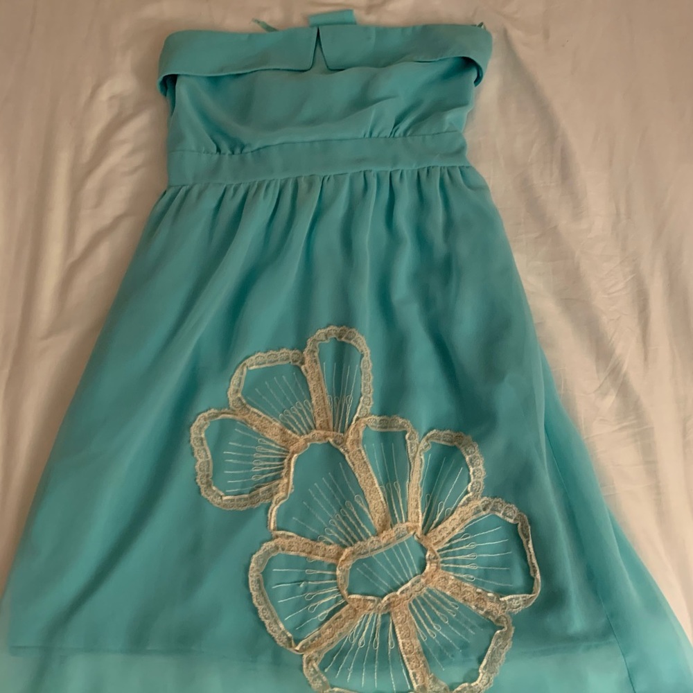 Fashion Spy aqua dress